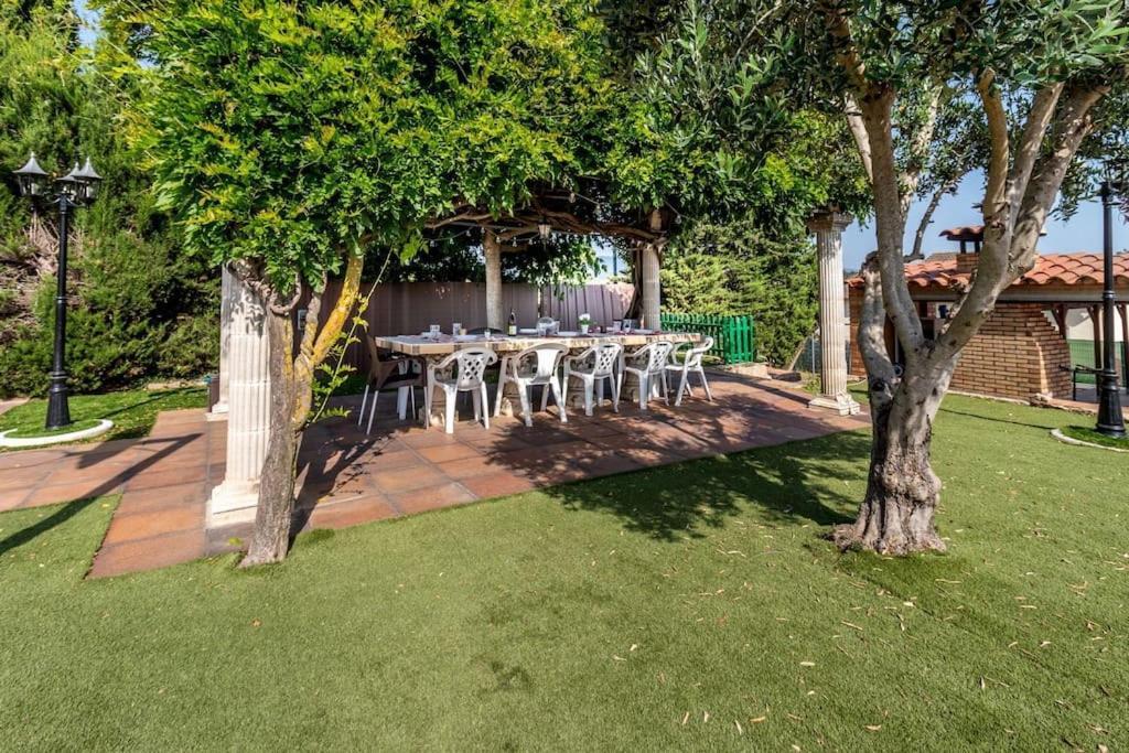Casa Rural Con Piscina Privada, Barbacoa, Wifi Y Parking Incluido Viloví de Oñar Zewnętrze zdjęcie